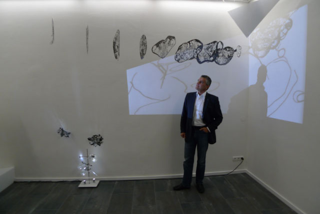 aircube project 12 - HIDEO IWASAKI - Dr. WATZL, 2010
