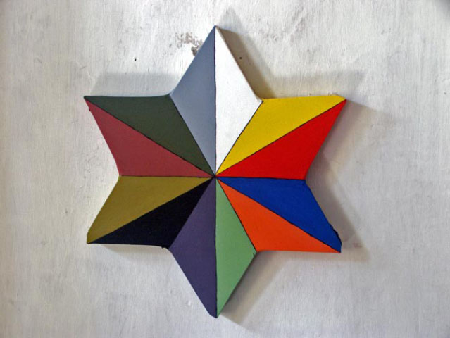 aircube project 15 - ROGELIO GONZALEZ HARTMANN - Superuniversum, Estrella, Acryl/Wood, 2000