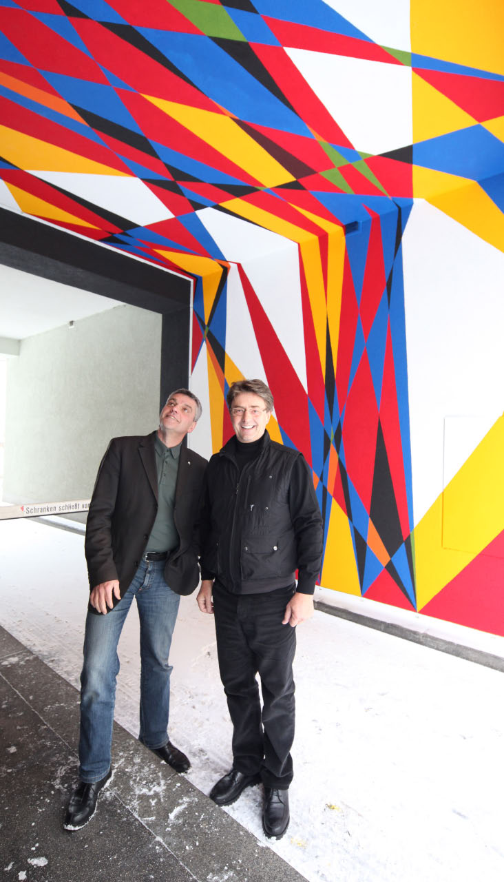 galerie wuensch aircube - wallpainting part I, design by ROGELIO GONZALEZ HARTMANN, SUPERUNIVERSUM, linepainting, 2008 - DR. ERICH WATZL, WINFRIED WÜNSCH, 2010