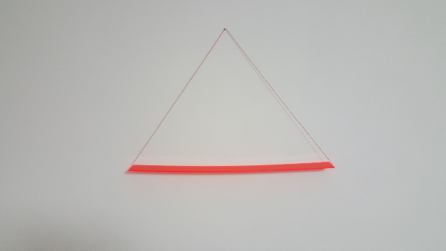 HELLMUT BRUCH - Gravitationskurve - rotes fluoreszierendes acrylglas - 1999 - 55x5x0,3cm
